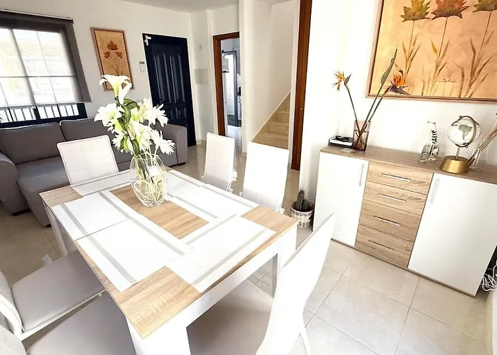 Casa Lomas Holiday home